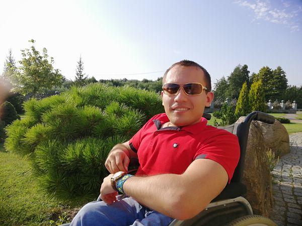 Интервью с Александром Стадником — топ-дизайнером с ограниченными возможностями